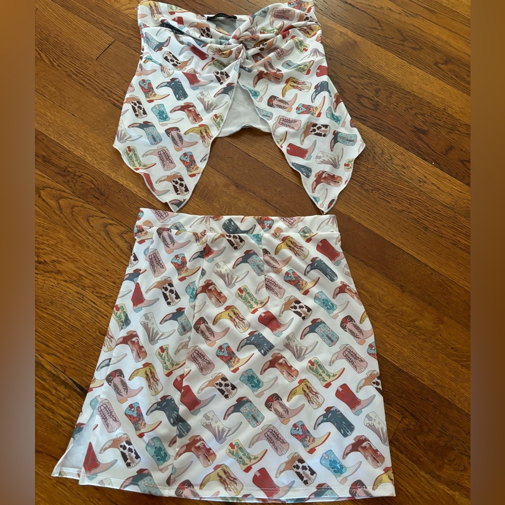 Lovayla Boutique cowgirl boot skirt set. Worn once.